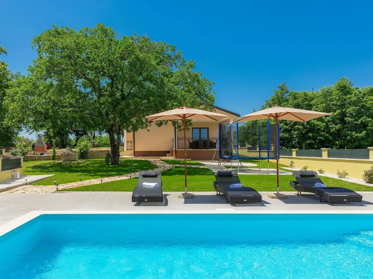 Holiday Home Villa Aniva By Interhome Žminj