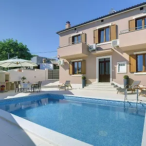 https://holiday-home-miceli.pula-hotels.org